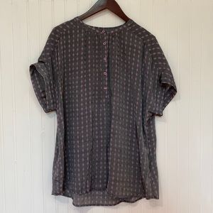 DIP Peasant Style Top NWOT